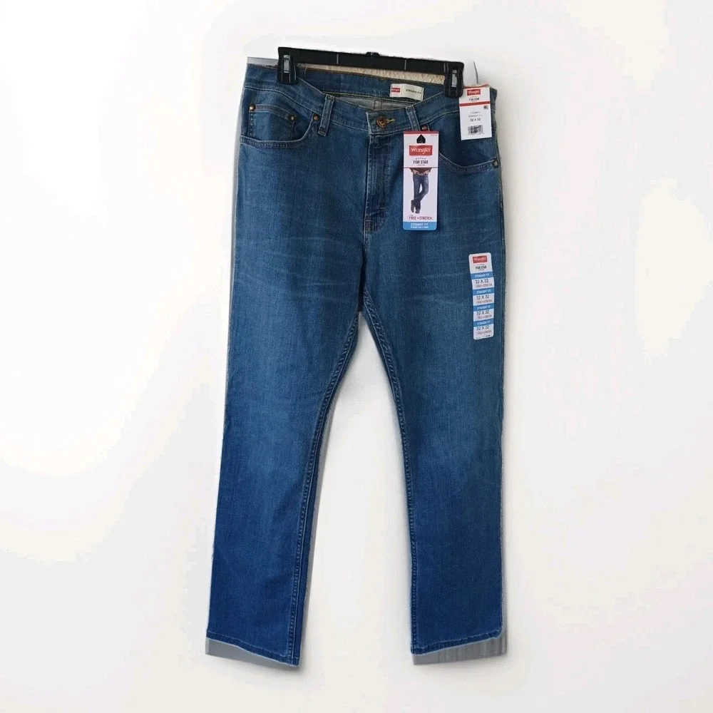 Wrangler 5 Star Straight Fit Men Jeans 32x32 Free to Stretch Blue Denim NWT NEW‎